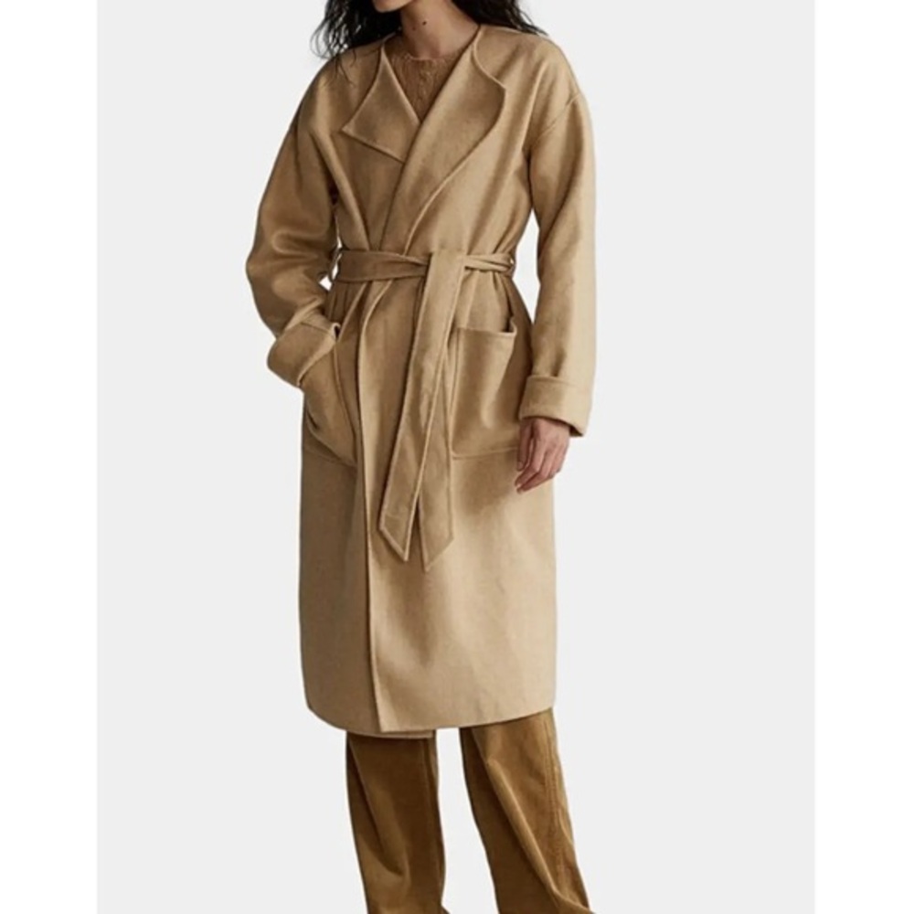 POLO RALPH LAUREN Camel belt coat size LG I. Pristine condition
